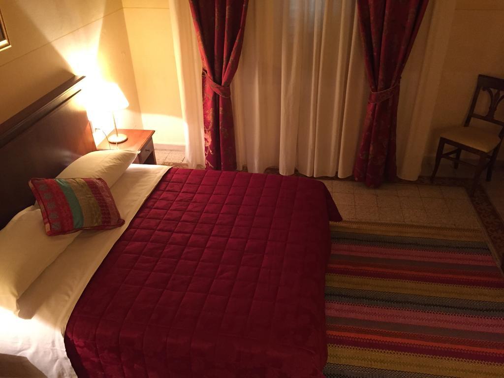 Astrid Hotel Флоренция Номер фото